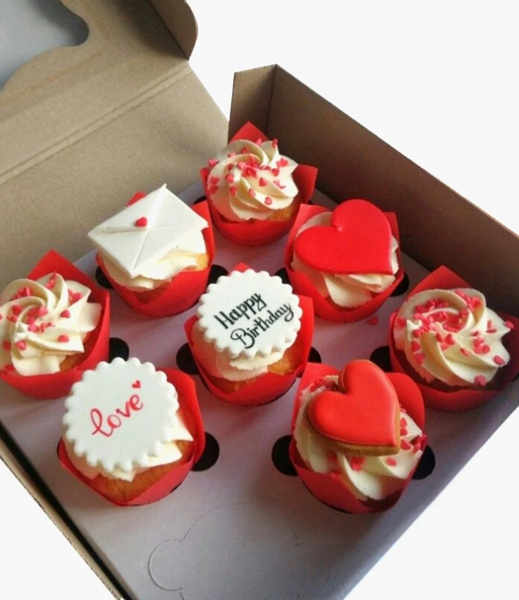 12 Valentine's Cupcakes