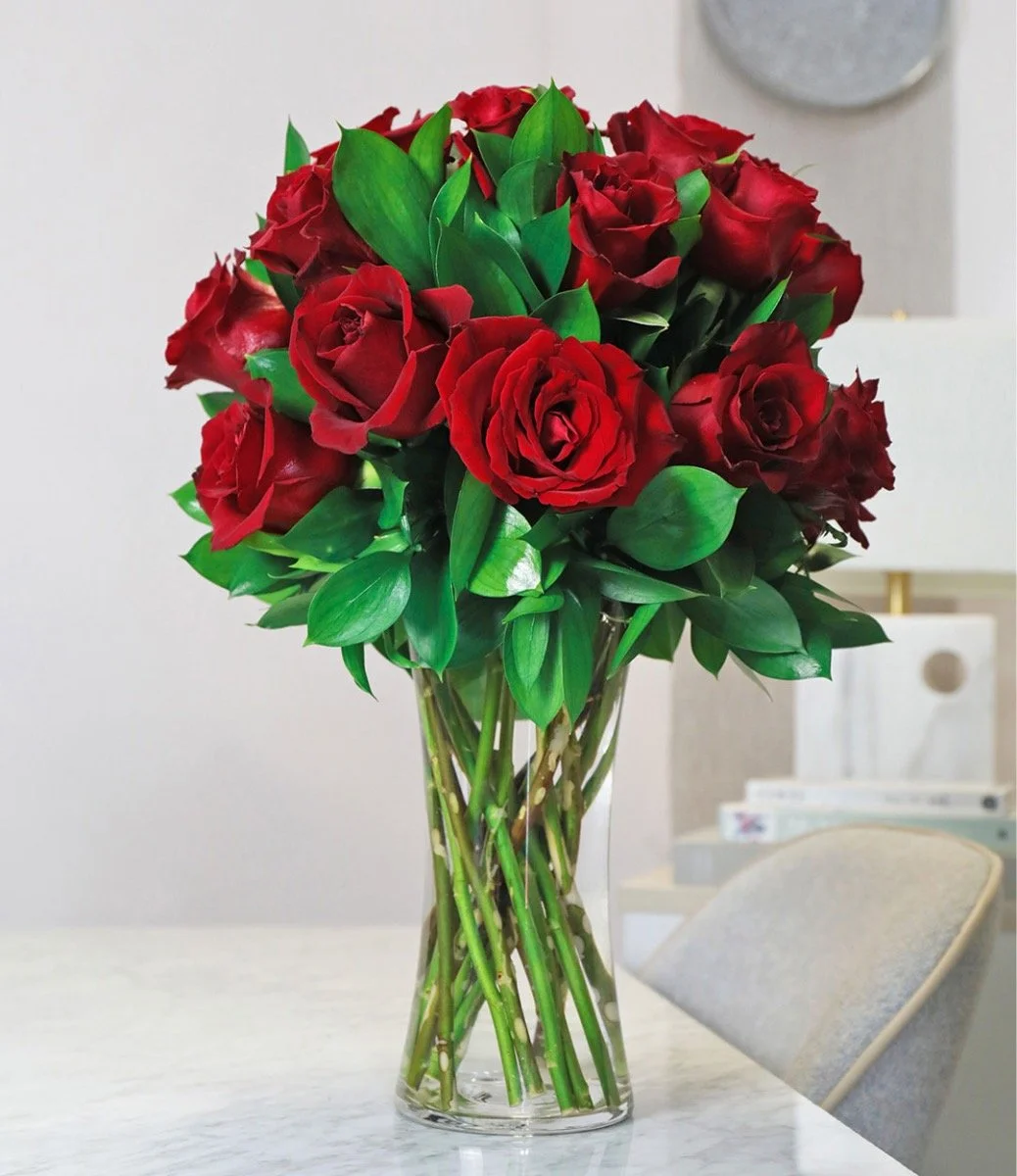 24 Roses in a Vase*