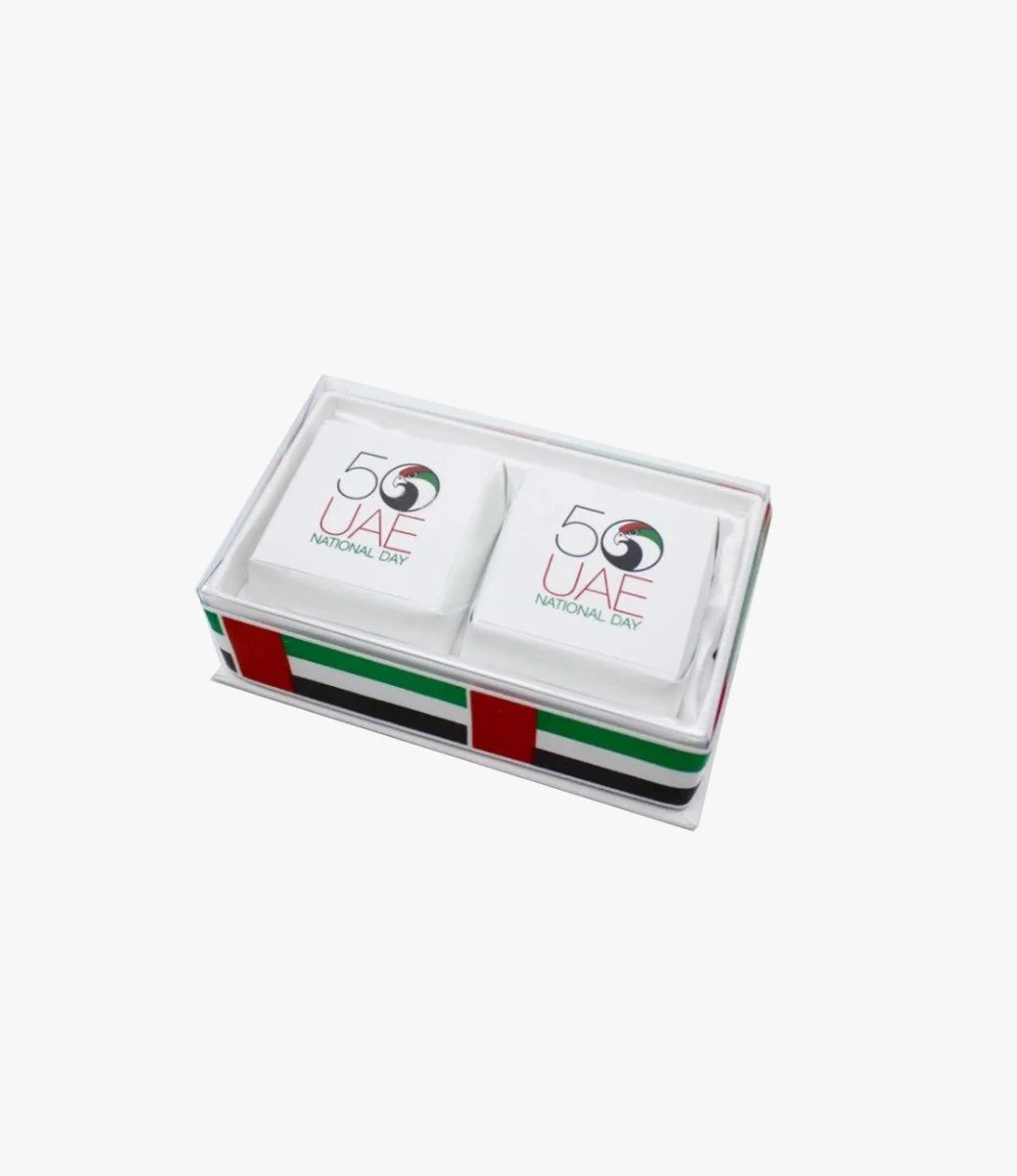 شعار الصقر لعام الإمارات الخمسين - صندوق هدايا اليوم الوطني 40 جرام - عبوة من 10 علب من لو شوكليتير