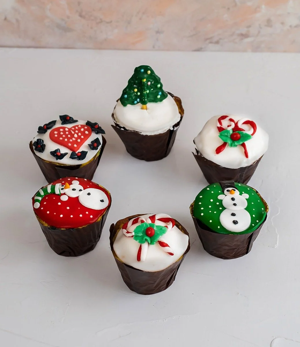 Christmas Theme Cupcakes by NJD