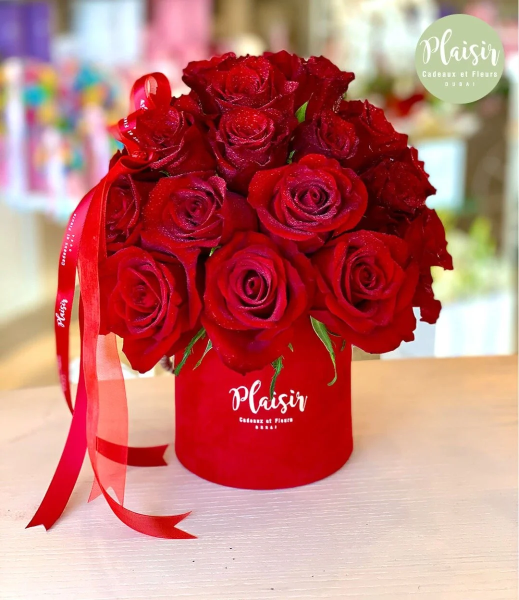 Circle Of Love Flower Bouquet By Plaisir
