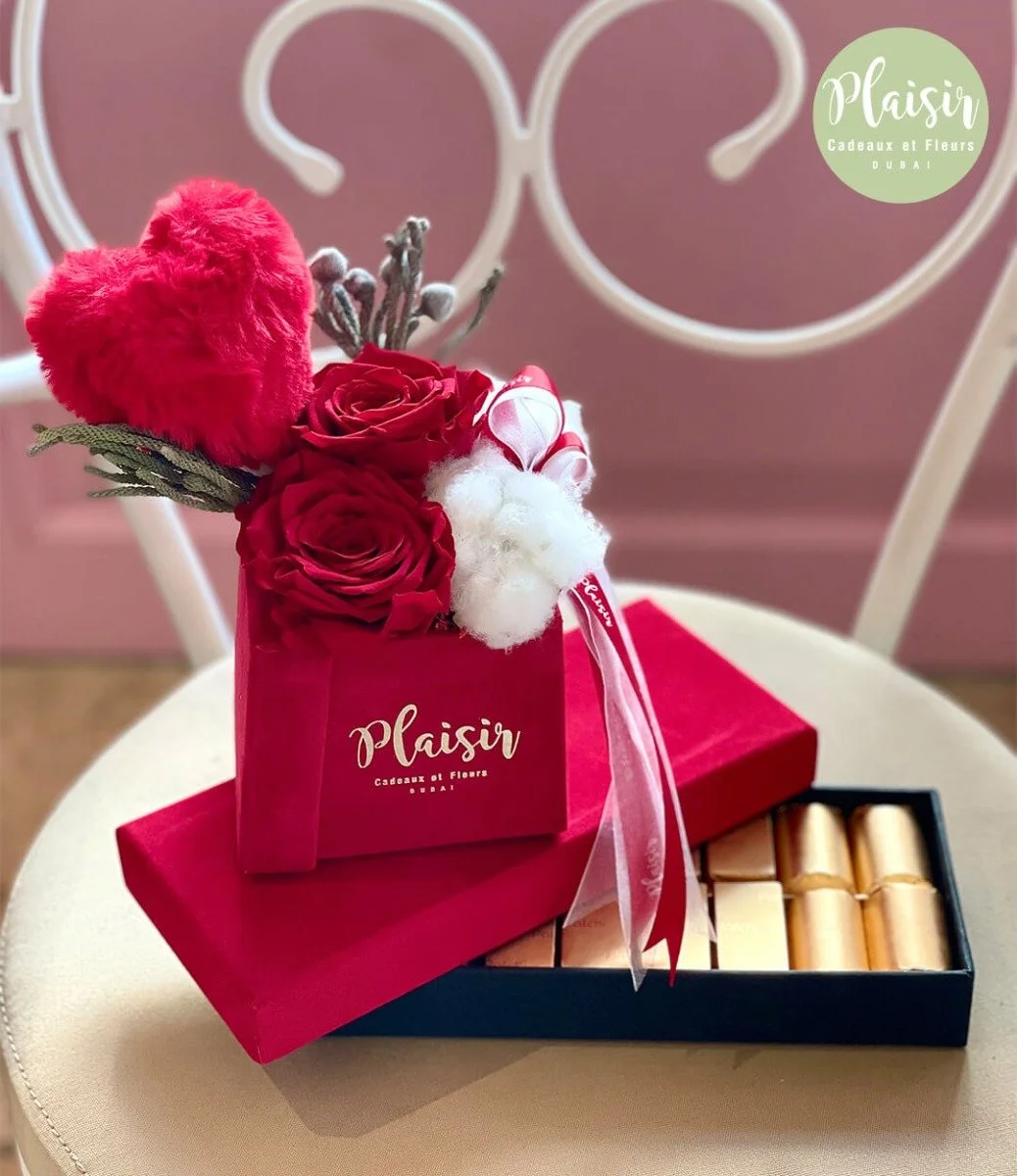 Double Infinity Rose and Patchi Chocolate Giftset in Red by Plaisir