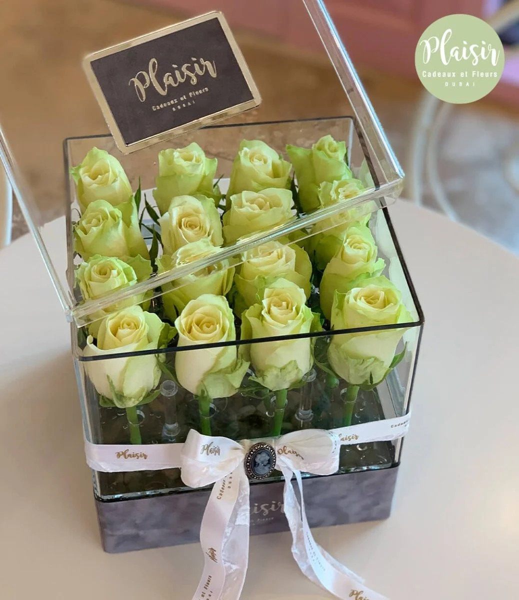 Ecuadorian Fresh White Roses In A Box By Plaisir
