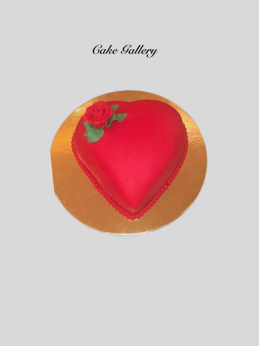 Love cake by Cake Gallery