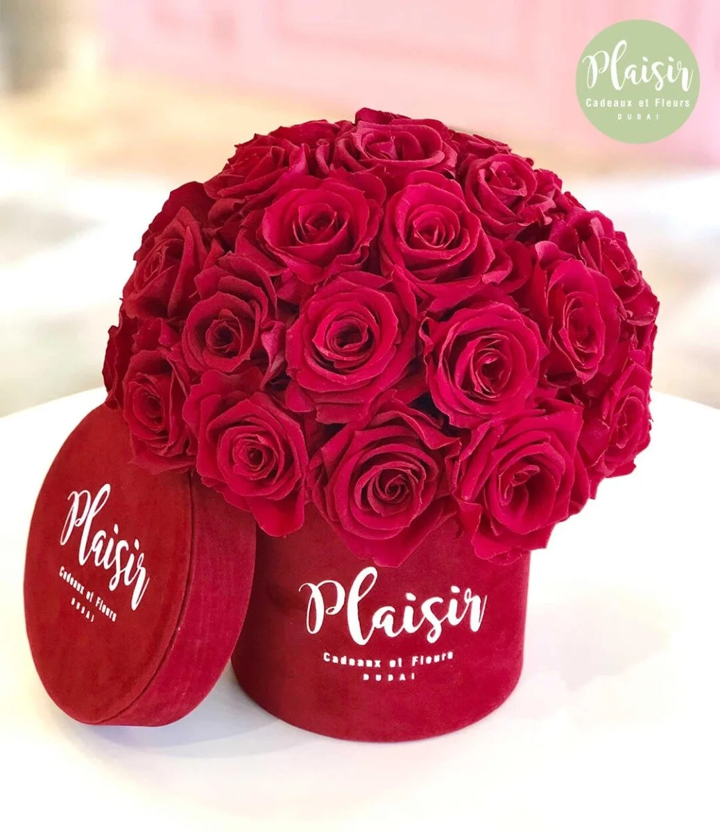 Infinity Red Rose Dome Round Box By Plaisir