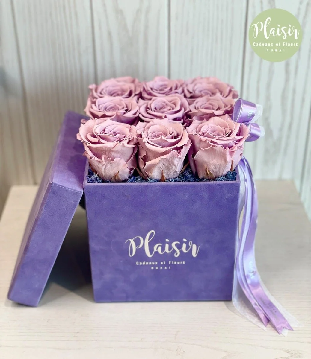 Luxury Long Life Lilac Rose Box By Plaisir