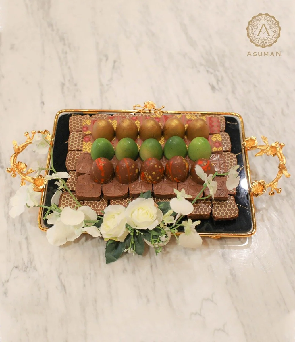 صينية شوكولاتة رخام مع مقابض زهور ذهبية من أسومان