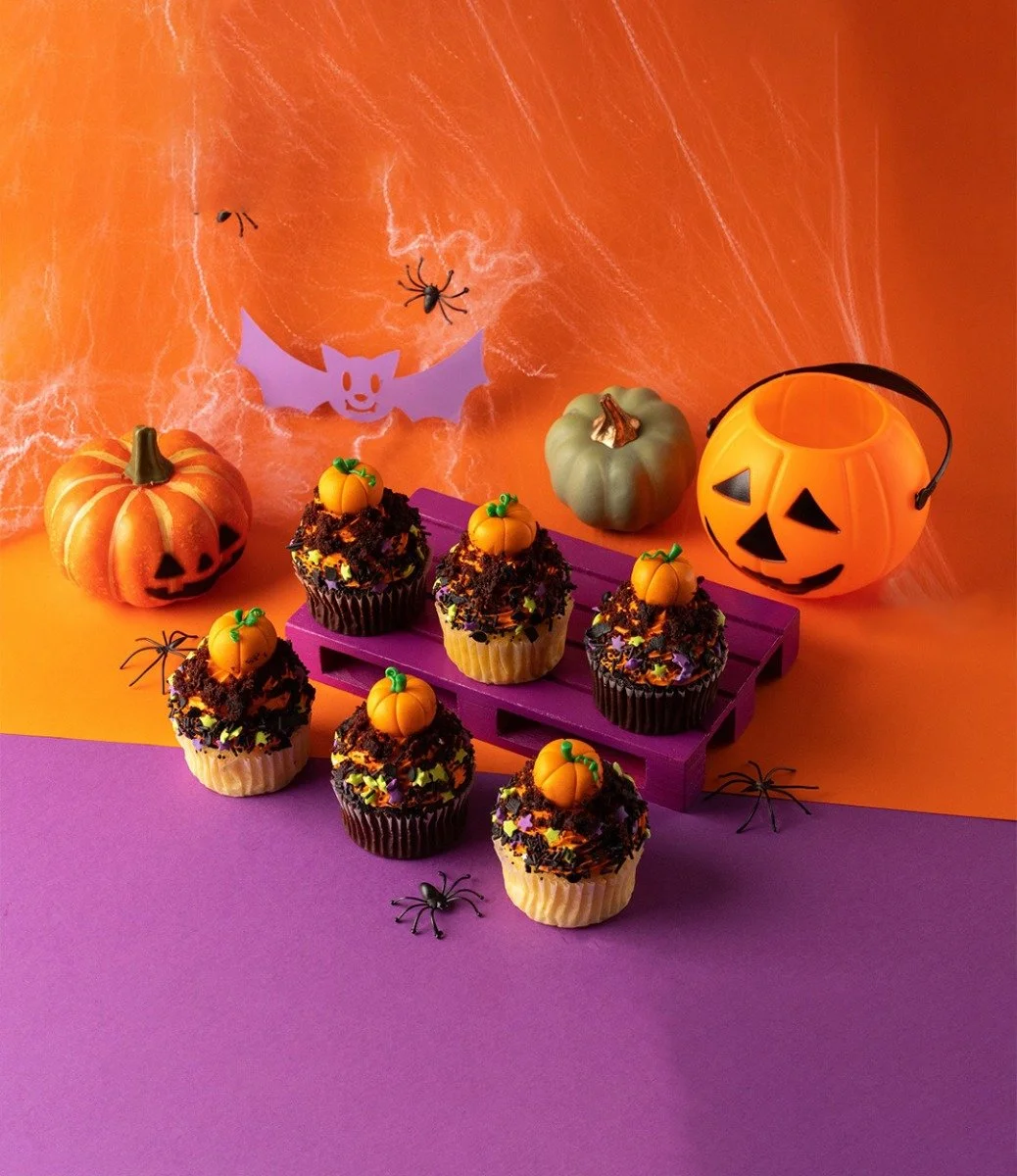 Pumpkin Cupcakes by Cake Social