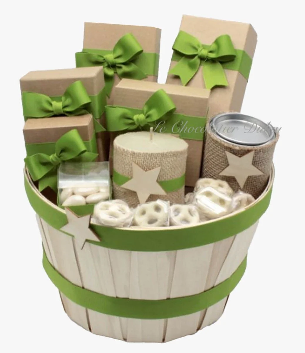 Stars Decorated Chocolate Sweets Bucket Hamper - Green By Le Chocolatier