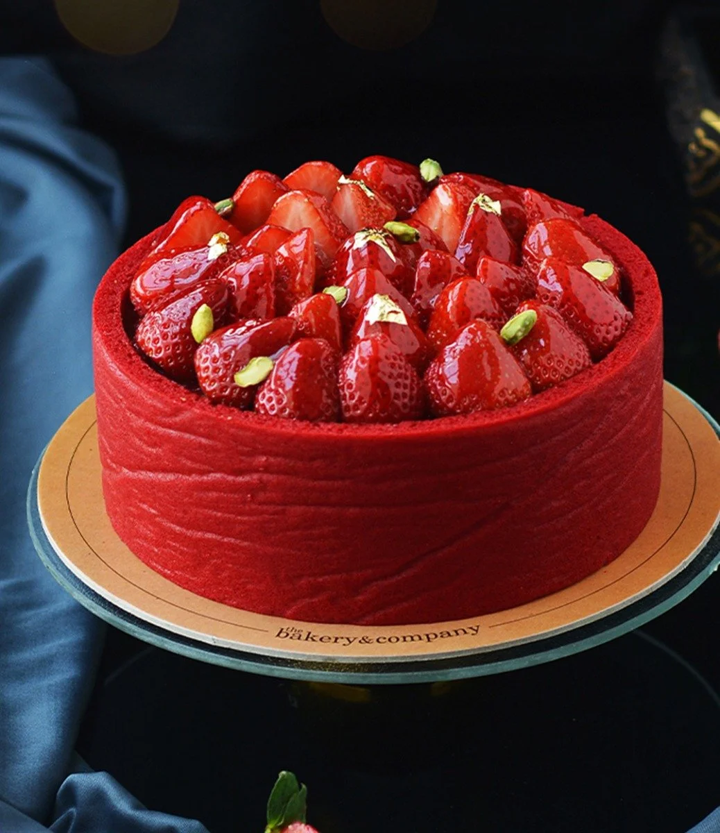 Strawberry Tahiti Cake by Bakery & Co