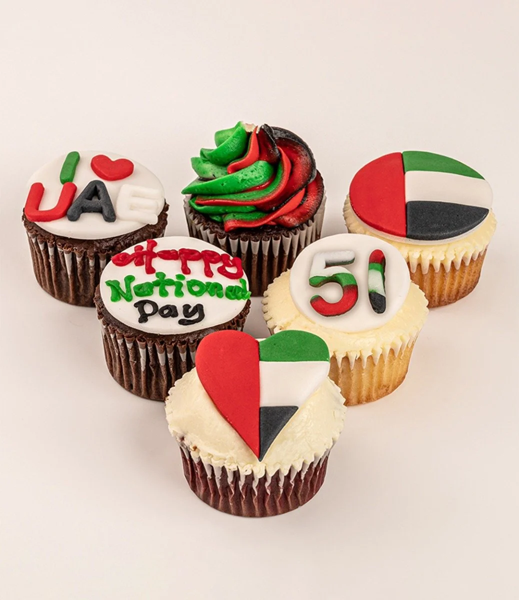 UAE National Day Box of 6 Cupcakes by Hummingbird Bakery