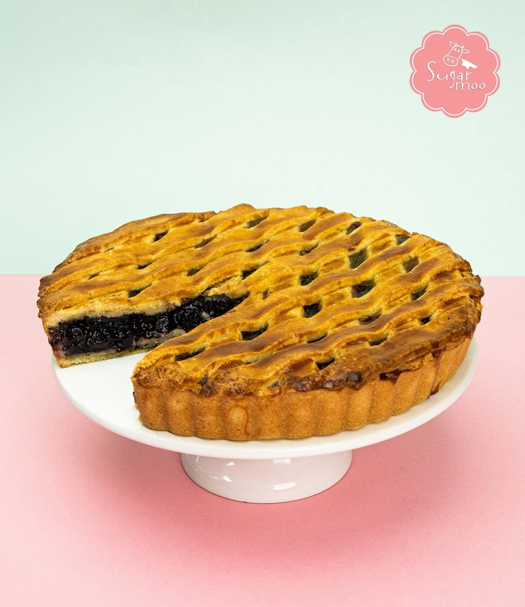 Very Berry Blueberry Pie  by Sugarmoo