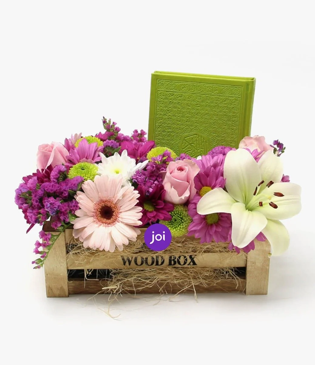 صندوق خشبي به زهور ومصحف القرآن الكريم (أخضر)