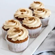 6 Lotus Crumble Cupcakes by Pastel Cakes