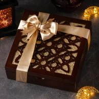 Assorted Dates Small Luxury Wooden Ramadan/Eid Gift Box by Cake Social