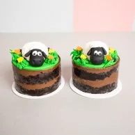 Baby Wooly Sheep Cakes by Sugarmoo
