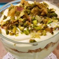 Baklava Pudding by Pastel Cakes