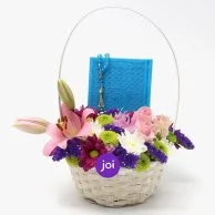سلة من الزهور مع سبحة ومصحف القرآن الكريم (أزرق)