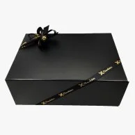 صندوق هدايا أسود من شوكولاتيه