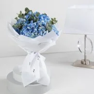 بوكيه زهور الكوبية الزرقاء