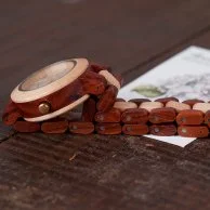 ساعة بوبو بيرد الخشبية -احمر مع بيج