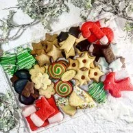 Christmas Sable Cookies Plate by Chez Hilda Patisserie (1 kg)