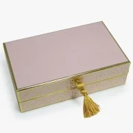 صندوق تمور كلاسيك باللون الوردي من فوري وجالاند