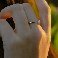 خاتم المخلب ذهبي وسط من فلورايت