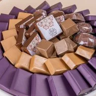 طبق شوكولاتة العيد سيراميك مصنوع يدوياً من ليلاك