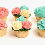 Flower Design Cup Cakes by Magnolia Bakery 