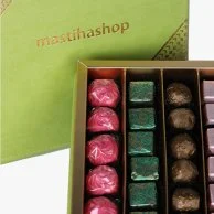 Green Signature Chocolate Box by Mastihashop