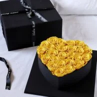 Heart-Shaped Rose Box from iluba