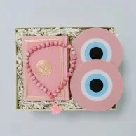 صندوق هدايا هولي بتصميم وردي من إينا كارتون