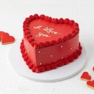 كيكة أنا أحبك على شكل قلب أحمر 500 جرام من كيك سوشيال