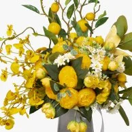 Lemon Tree Vase and Yellow Artificial Roses with Ermine Macarons
