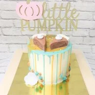 Little Pumpkin Cake (With Cake Topper) By Pastel Cakes