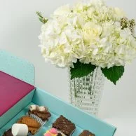 Mix Collection Brownies & White Flowers Gift Bundle by Oh Fudge