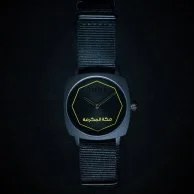 ساعة يد ثمانية التصميم (أصفر)