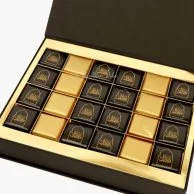 صندوق شوكولاتة رمضان لون بني من لو شوكولاتير دبي