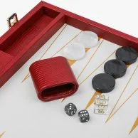 لعبة الطاولة كبيرة حمراء من فيدو باكجامون