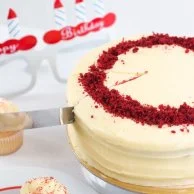 Red Velvet Cake by Helen's