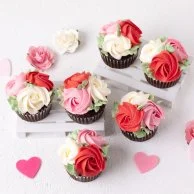 Roses Garden Cupcakes by Cake Social