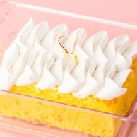 Saffron Milk Cake by Pastel Cakes