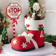 Santa Shoe Christmas Cake by Cake Social