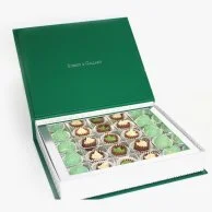 صندوق شوكولاتة بشكل كتاب لليوم الوطني السعودي