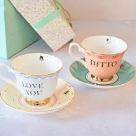 مجموعة من 2 فناجين شاي وصحون (لوف يو، ديتو) من إيفون إلين