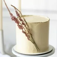 Statice Flower Buttercream Cake By Pastel Cakes