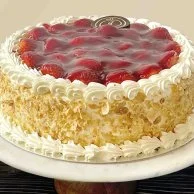 Strawberry Cake by Miss J Cafe