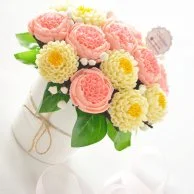 The Stunning Mini Flower Cupcakes Bouquet from Sweet Celebrationz