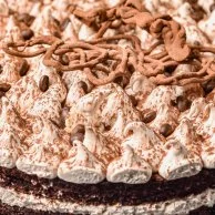 Tiramissu Cake 8 Pcs by La Mode